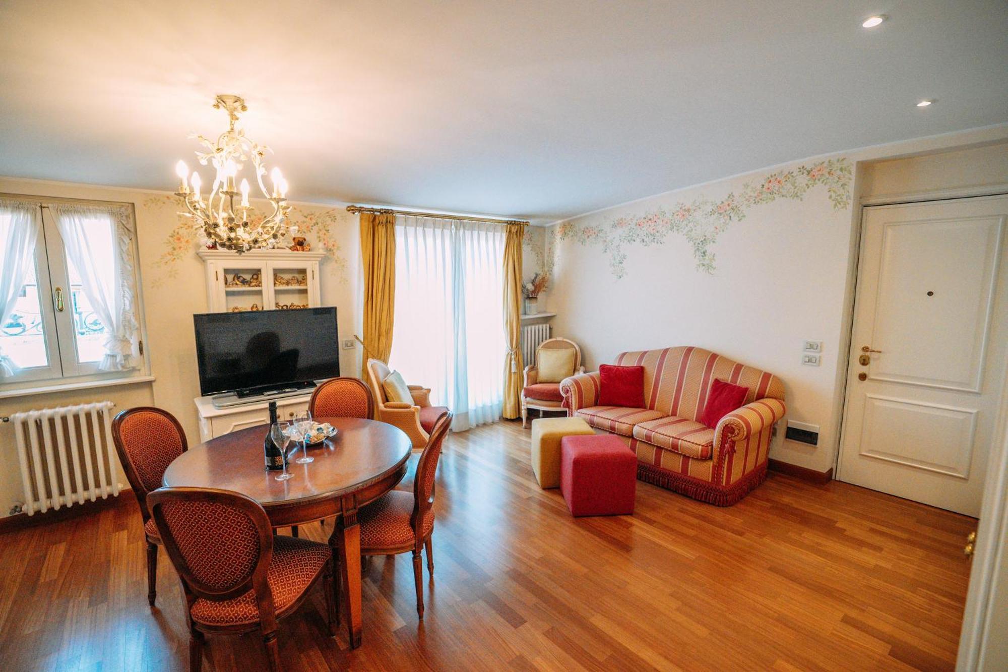 Suite Romantic Vista Lago Stresa Exteriér fotografie